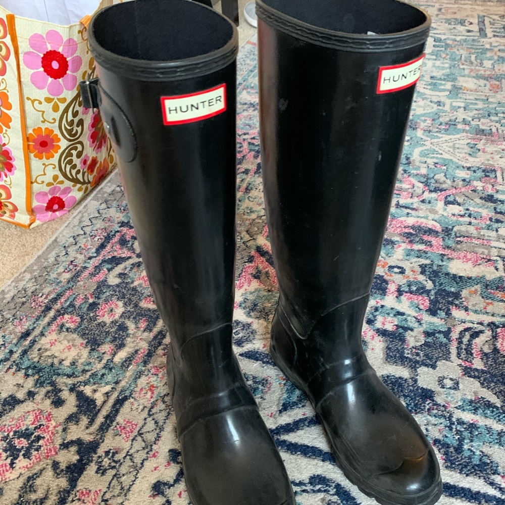 HUNTER rain boots